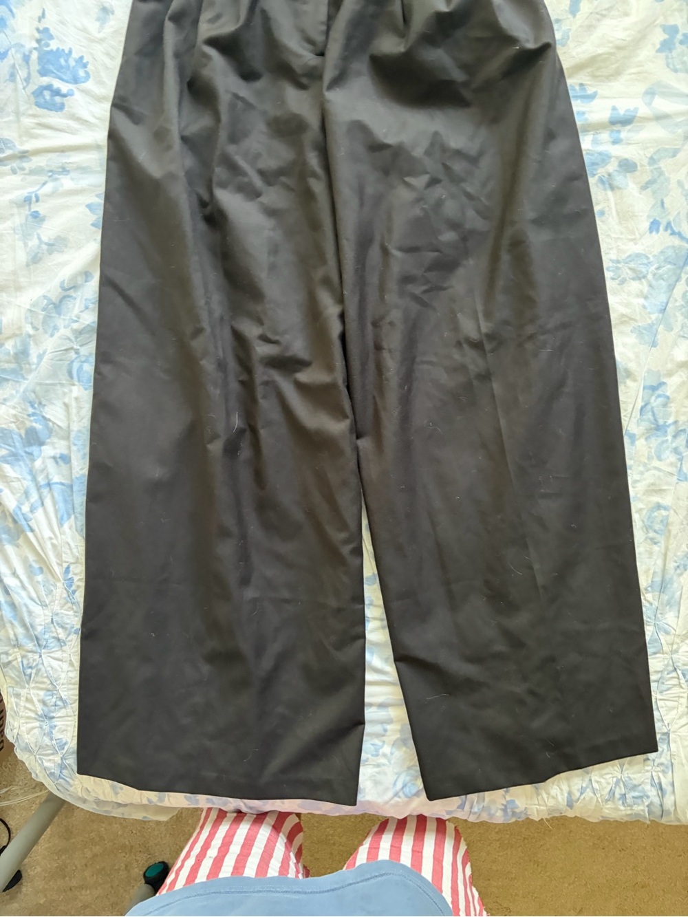 Women’s Black Wide-Leg Pants - Classic Everyday Style